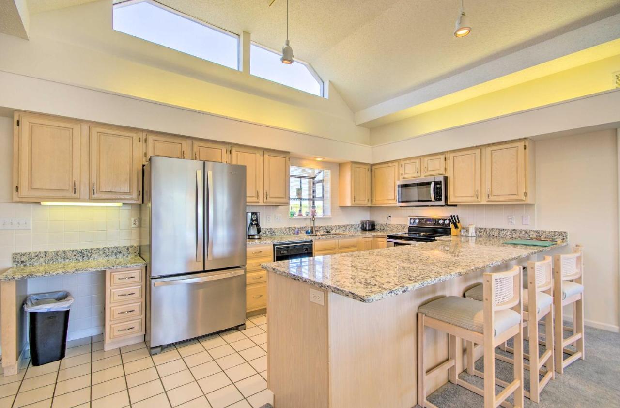 Bright Waterfront Condo With Resort Amenities! Lake Ozark Exterior photo